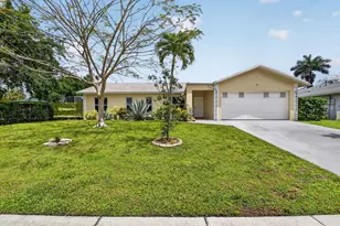1262 Essex Dr, Wellington, FL 33414 - Photo 1