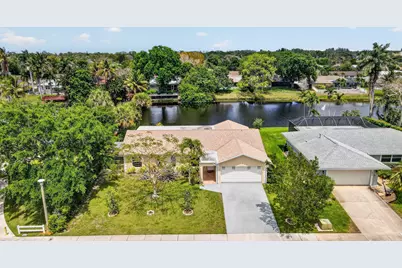 1262 Essex Drive, Wellington, FL 33414 - Photo 35