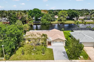 1262 Essex Dr, Wellington, FL 33414 - Photo 35