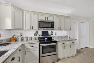 1262 Essex Dr, Wellington, FL 33414 - Photo 17