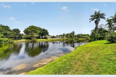 1262 Essex Drive, Wellington, FL 33414 - Photo 53
