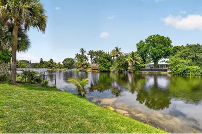 1262 Essex Drive, Wellington, FL 33414 - Photo 55