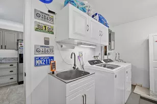 1262 Essex Dr, Wellington, FL 33414 - Photo 41