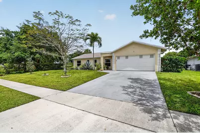 1262 Essex Drive, Wellington, FL 33414 - Photo 3