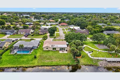 1262 Essex Drive, Wellington, FL 33414 - Photo 67