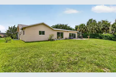 1262 Essex Drive, Wellington, FL 33414 - Photo 53