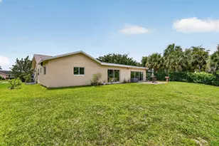 1262 Essex Dr, Wellington, FL 33414 - Photo 53