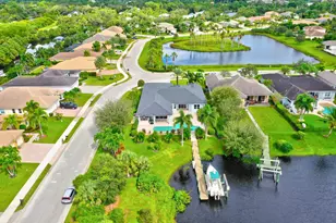 7186 SW Quiet River Ct, Stuart, FL 34997 - Photo 7