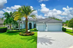 7186 SW Quiet River Ct, Stuart, FL 34997 - Photo 3