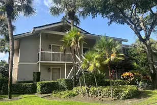 11863 Wimbledon Circle, Wellington, FL 33414 - Photo 9