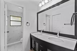 364 Quebec Ct, Royal Palm Beach, FL 33411 - Photo 11