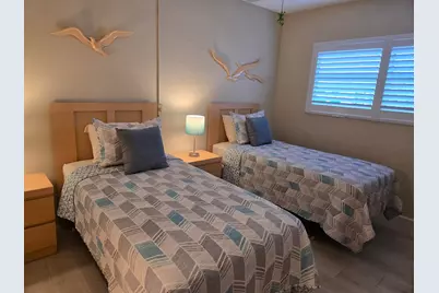 105 NE 19th Avenue, Deerfield Beach, FL 33441 - Photo 15