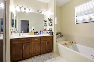 6026 Pine Tree Way, Riviera Beach, FL 33410 - Photo 15