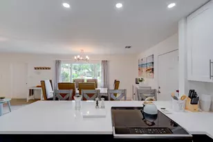 1036 Coral Dr, Boynton Beach, FL 33426 - Photo 11