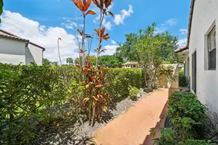 21875 Arriba Real, Boca Raton, FL 33433 - Photo 25