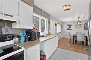 956 SE Browning Ave, Port Saint Lucie, FL 34983 - Photo 17