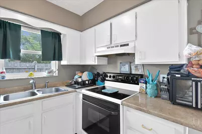 956 SE Browning Avenue, Port Saint Lucie, FL 34983 - Photo 23