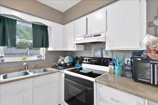 956 SE Browning Ave, Port Saint Lucie, FL 34983 - Photo 23