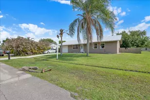 956 SE Browning Ave, Port Saint Lucie, FL 34983 - Photo 47