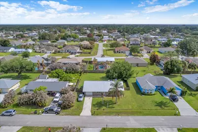 956 SE Browning Avenue, Port Saint Lucie, FL 34983 - Photo 5