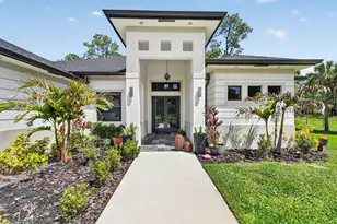 3263 SE 40th Ave Ave SE, Naples, FL 34117 - Photo 3
