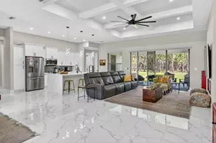 3263 SE 40th Ave Ave SE, Naples, FL 34117 - Photo 9