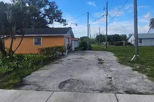 800 NW 1st St, Delray Beach, FL 33444 - Photo 3