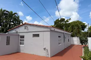 1674 NE 169th St, North Miami Beach, FL 33162 - Photo 19
