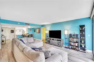 2400 Presidential Way, West Palm Beach, FL 33401 - Photo 7