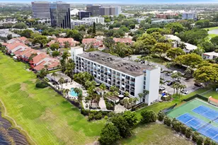 1830 Embassy Dr, West Palm Beach, FL 33401 - Photo 19