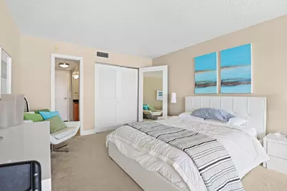 1830 Embassy Drive #122, West Palm Beach, FL 33401 - Photo 9