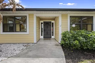 138 SW Airview Ave, Port Saint Lucie, FL 34984 - Photo 3