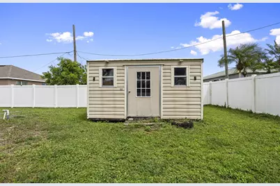 138 SW Airview Avenue, Port Saint Lucie, FL 34984 - Photo 25