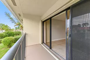 1445 Lake Crystal Dr, West Palm Beach, FL 33411 - Photo 17