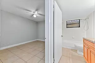 1445 Lake Crystal Dr, West Palm Beach, FL 33411 - Photo 9