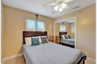 1921 N 49th Avenue, Hollywood, FL 33021 - Photo 65