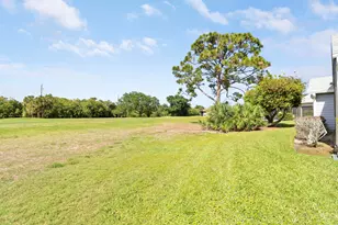 7137 SE Quincy Terrace, Hobe Sound, FL 33455 - Photo 3