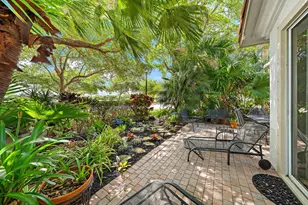 520 Tomahawk Ct, Palm Beach Gardens, FL 33410 - Photo 5