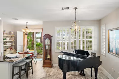 520 Tomahawk Court, Palm Beach Gardens, FL 33410 - Photo 11