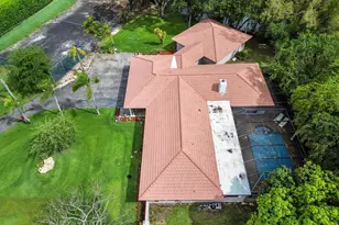9351 NW 44th Pl, Coral Springs, FL 33065 - Photo 39