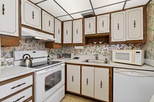 349 Capri, Delray Beach, FL 33484 - Photo 7