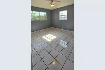 8531 Sunset Drive, Palm Beach Gardens, FL 33410 - Photo 7