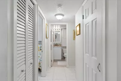 6095 N Sabal Palm Boulevard #210, Tamarac, FL 33319 - Photo 9