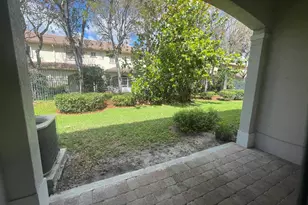 2796 SW 83rd Ave, Miramar, FL 33025 - Photo 9