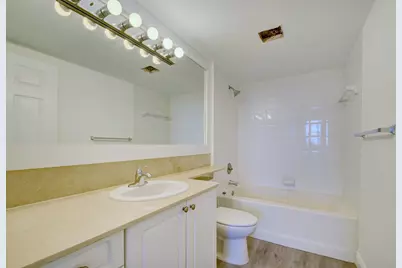 651 Okeechobee Boulevard #809, West Palm Beach, FL 33401 - Photo 21