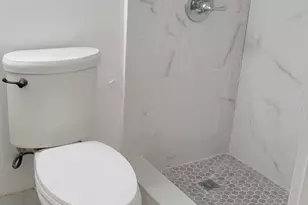310 NW 16th Ave, Miami, FL 33125 - Photo 9