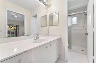 1353 Canary Island Dr, Weston, FL 33327 - Photo 35