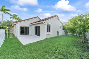 1353 Canary Island Dr, Weston, FL 33327 - Photo 41