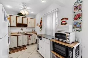 190 Piedmont D, Delray Beach, FL 33484 - Photo 13