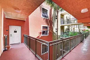 1610 Presidential Way, West Palm Beach, FL 33401 - Photo 3